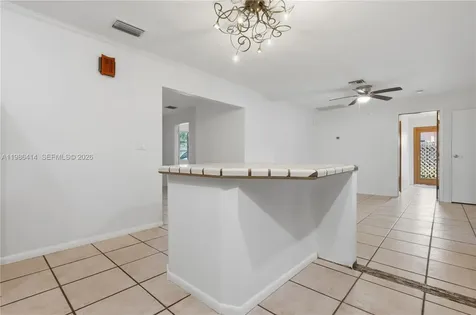 4512 SW 27th Terrace Dania Beach FL 33312