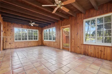 4512 SW 27th Terrace Dania Beach FL 33312