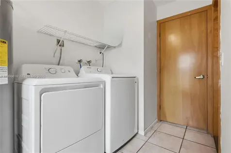 4512 SW 27th Terrace Dania Beach FL 33312