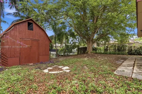 4512 SW 27th Terrace Dania Beach FL 33312