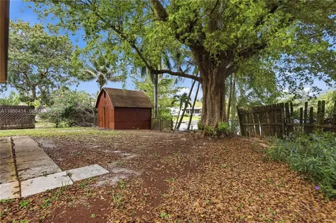 4512 SW 27th Terrace Dania Beach FL 33312