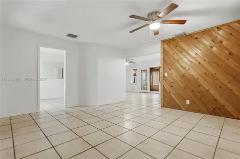 4512 SW 27th Terrace Dania Beach FL 33312