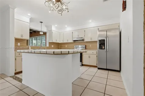 4512 SW 27th Terrace Dania Beach FL 33312