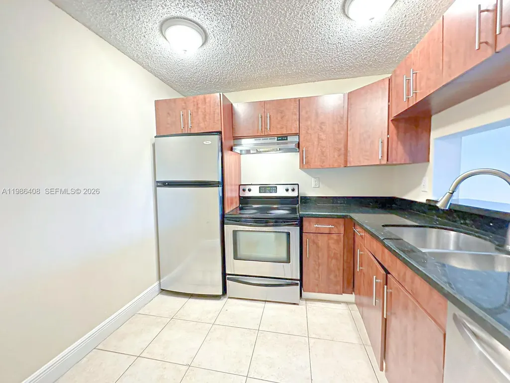 484 NW 165th Street Road Miami FL 33169