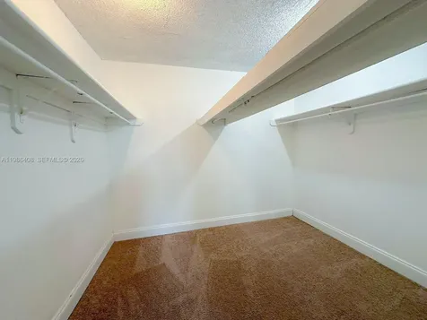 484 NW 165th Street Road Miami FL 33169