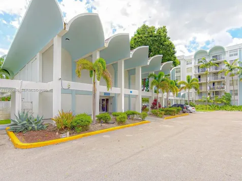 484 NW 165th Street Road Miami FL 33169