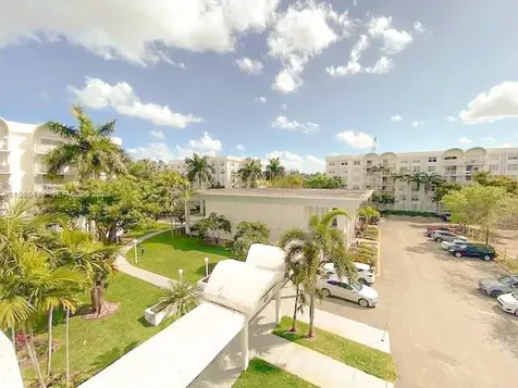 484 NW 165th Street Road Miami FL 33169