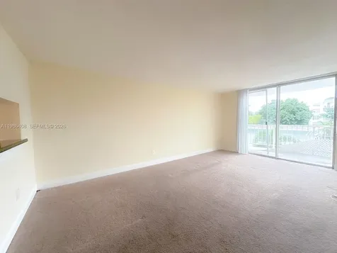 484 NW 165th Street Road Miami FL 33169
