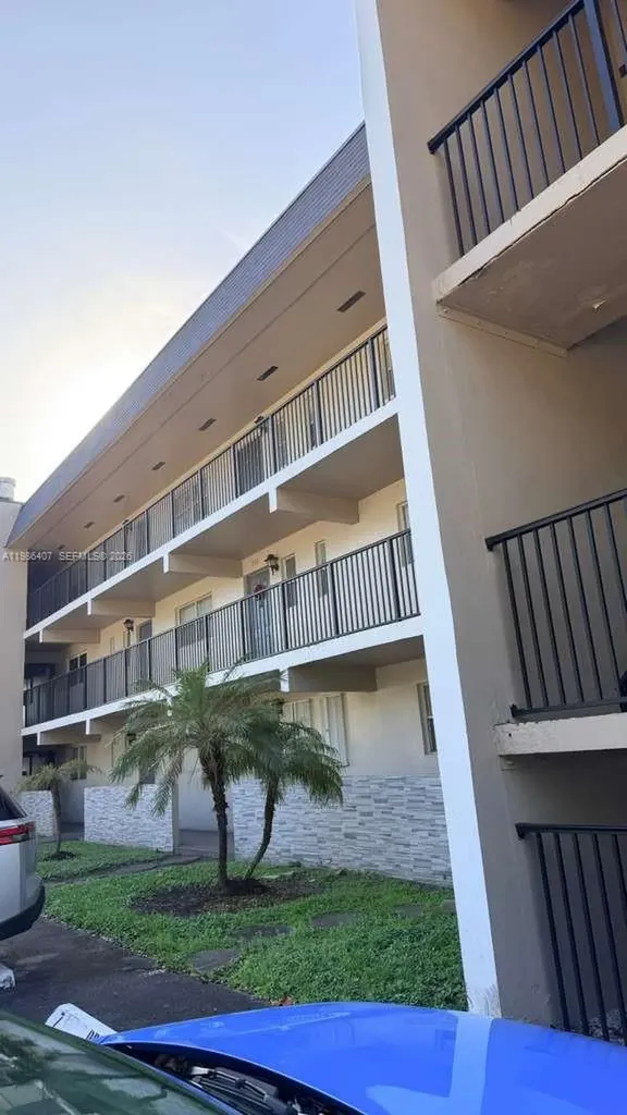 7910 N Colony Circle N Tamarac FL 33321