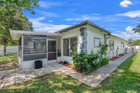 815 SW 50th Terrace Margate FL 33068