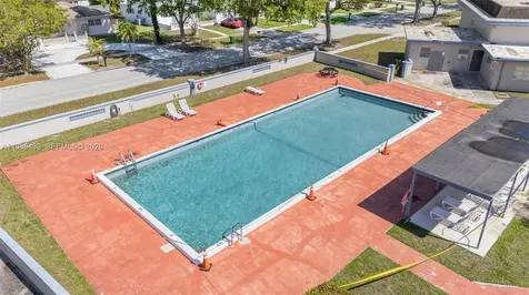 815 SW 50th Terrace Margate FL 33068