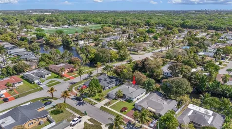 815 SW 50th Terrace Margate FL 33068