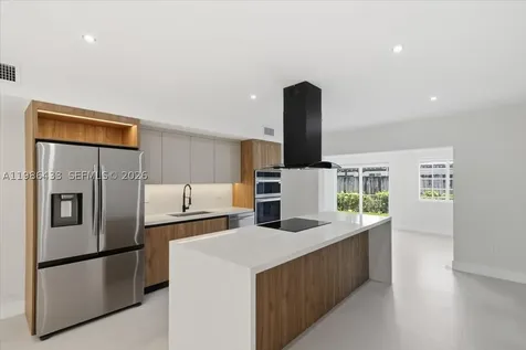 323 NW 104th Terrace Miami FL 33150