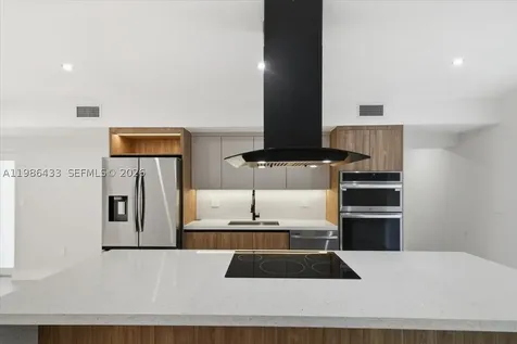 323 NW 104th Terrace Miami FL 33150