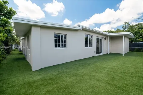323 NW 104th Terrace Miami FL 33150