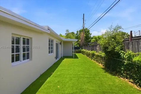 323 NW 104th Terrace Miami FL 33150