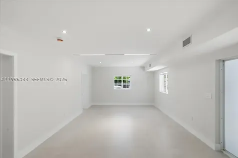 323 NW 104th Terrace Miami FL 33150