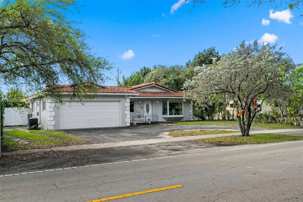 4306 Johnson Street Hollywood FL 33021