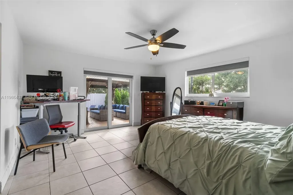 4306 Johnson Street Hollywood FL 33021