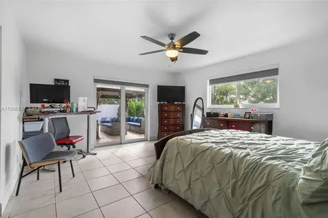 4306 Johnson Street Hollywood FL 33021