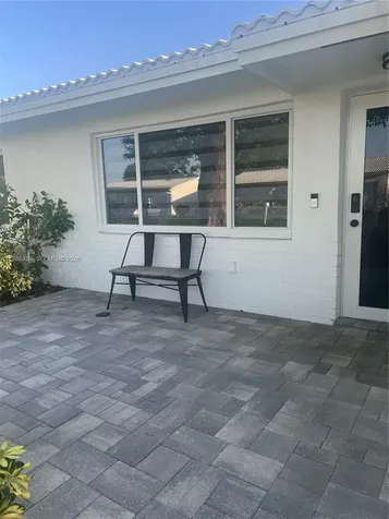 8221 NW 14th Street Plantation FL 33322