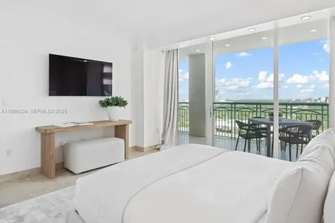 3400 SW 27th Avenue Miami FL 33133