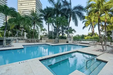 3400 SW 27th Avenue Miami FL 33133