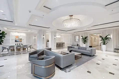 3400 SW 27th Avenue Miami FL 33133