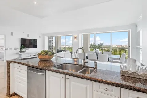 3400 SW 27th Avenue Miami FL 33133
