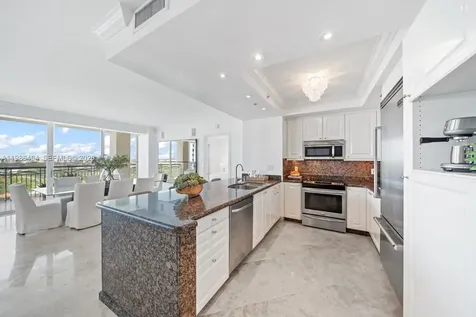 3400 SW 27th Avenue Miami FL 33133