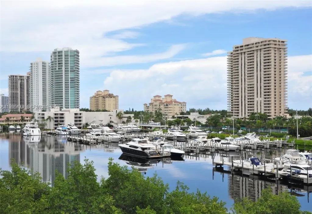 19801 E Country Club Drive Aventura FL 33180