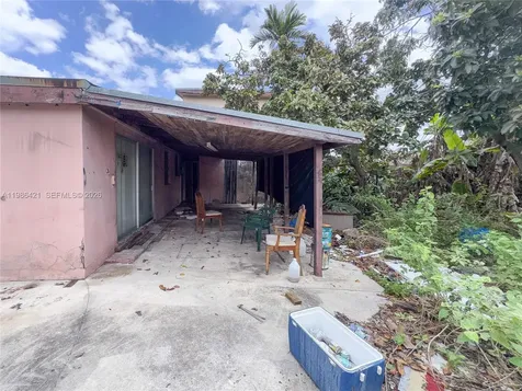 11430 SW 41st Terrace Miami FL 33165