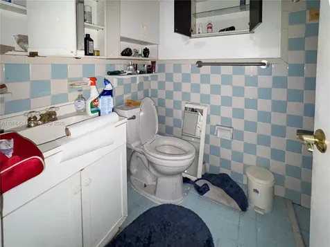 11430 SW 41st Terrace Miami FL 33165