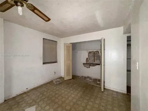 11430 SW 41st Terrace Miami FL 33165