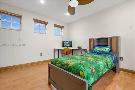 4520 SW 154th Court Miami FL 33185