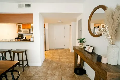1800 N Bayshore Drive Miami FL 33132