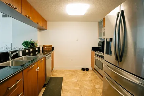1800 N Bayshore Drive Miami FL 33132