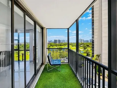 20301 W Country Club Drive Aventura FL 33180