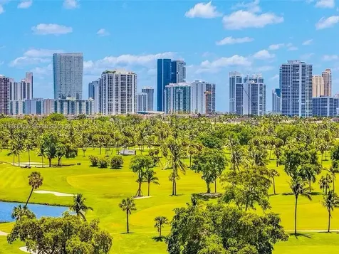 20301 W Country Club Drive Aventura FL 33180