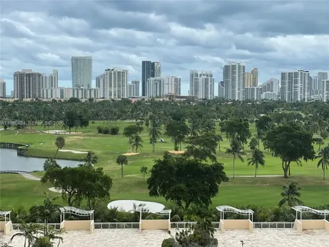 20301 W Country Club Drive Aventura FL 33180