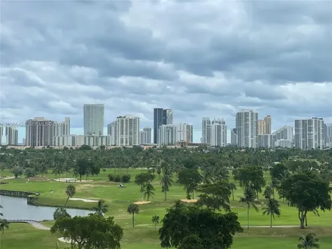 20301 W Country Club Drive Aventura FL 33180