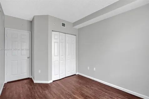 17150 N Bay Road Sunny Isles Beach FL 33160