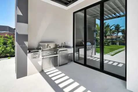 493 Holiday Drive Hallandale Beach FL 33009