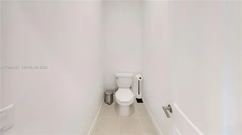 2333 SE 28th Court Homestead FL 33035