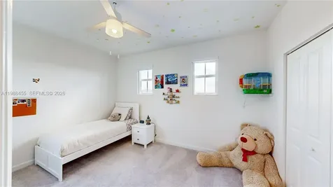 2333 SE 28th Court Homestead FL 33035