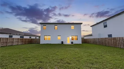 2333 SE 28th Court Homestead FL 33035