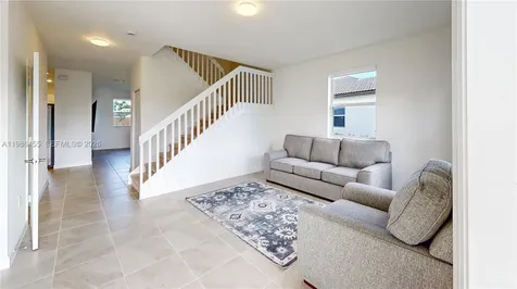 2333 SE 28th Court Homestead FL 33035