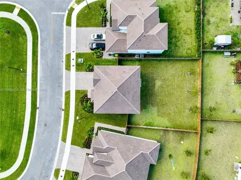 2333 SE 28th Court Homestead FL 33035
