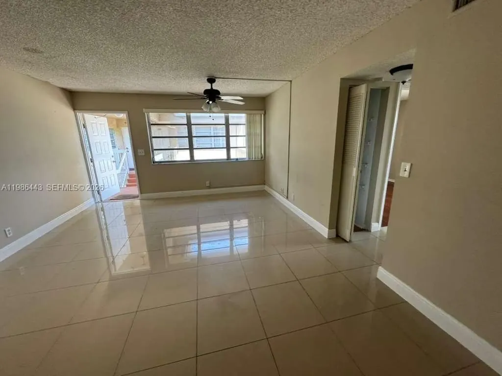 1030 Twin Lakes Drive Coral Springs FL 33071