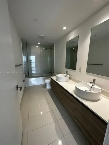 121 NE 34th Street Miami FL 33137